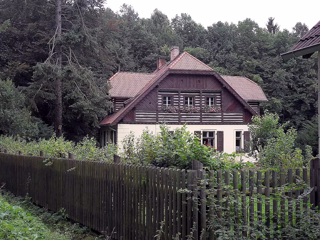 lesovna Zábělá