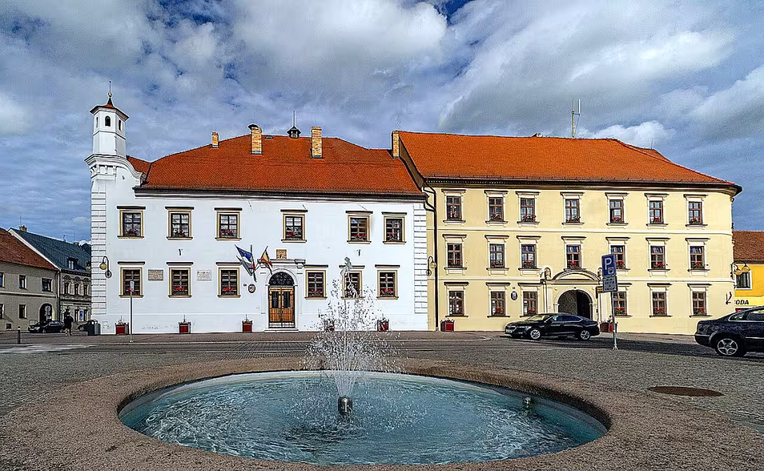 radnice ve Slavkově u Brna