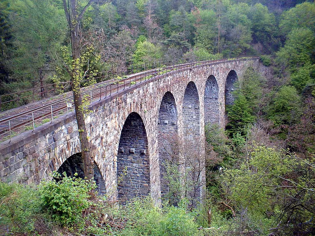 Žampašský most