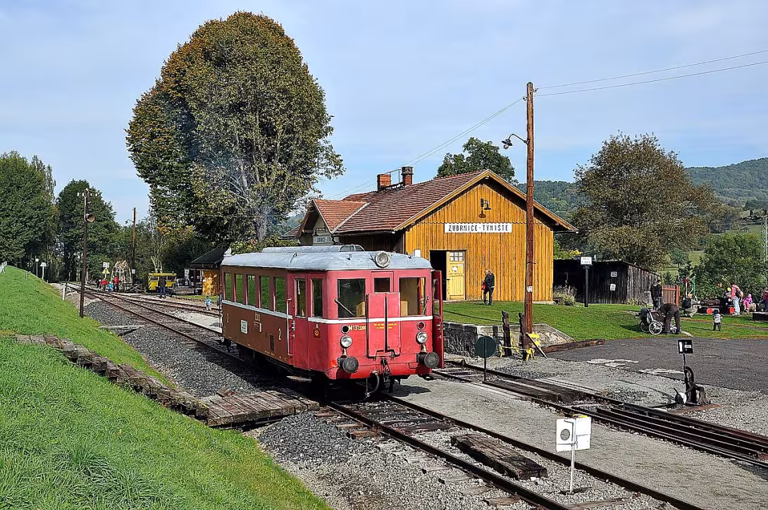 železniční trať Velké Březno – Lovečkovice – Verneřice/Úštěk
