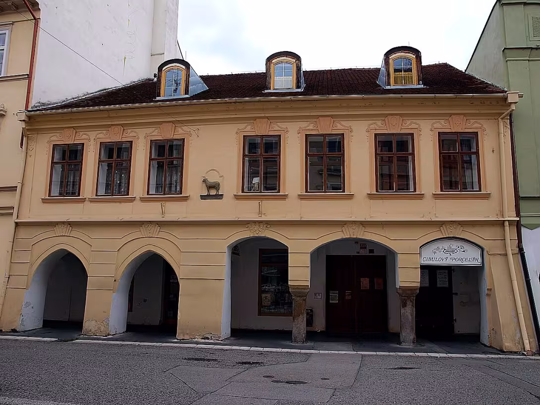 Dům U zlatého beránka (České Budějovice)