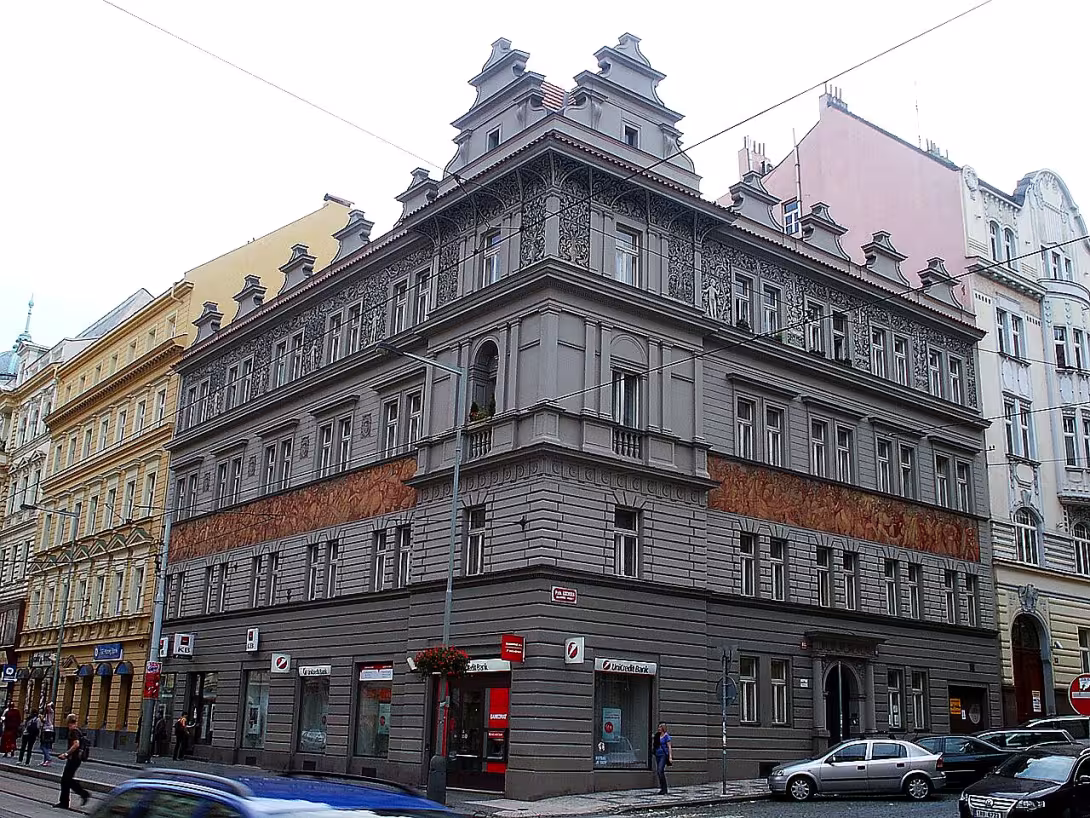 Dům čp. 693 Dukelských hrdinů