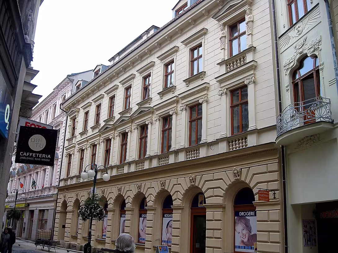 Hotel Praha (Jablonec nad Nisou)