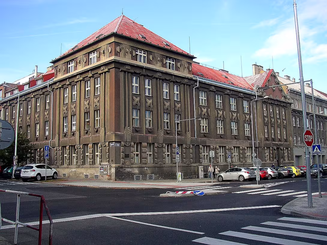 I. všeobecná poliklinika Kladno