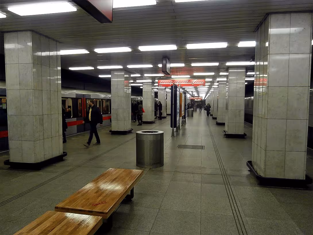 Kačerov (stanice metra)