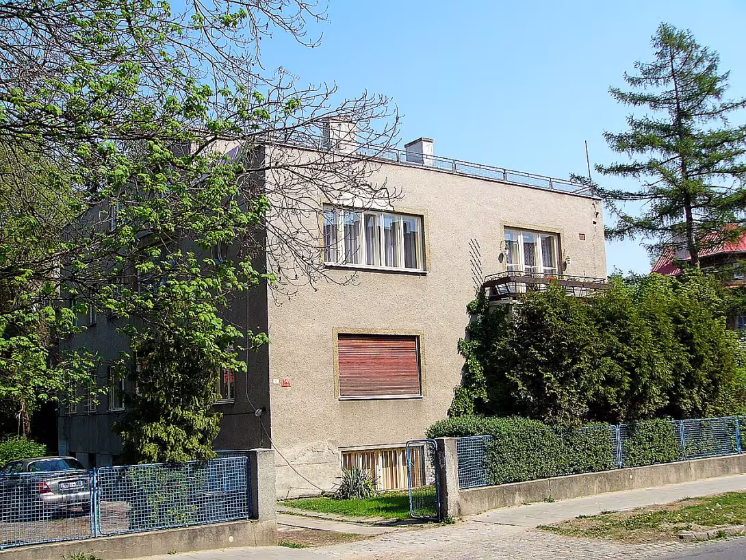 Vila Pauly a Hanse Briessových