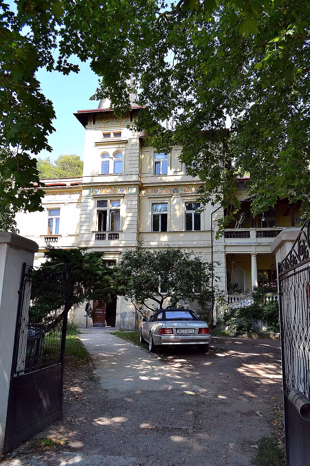 Vila V Podbabě 20