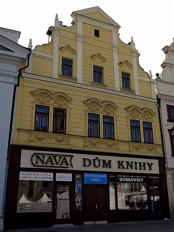 náměstí Republiky 17