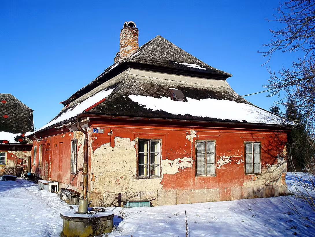 Červený Dvůr (Hradec Králové)