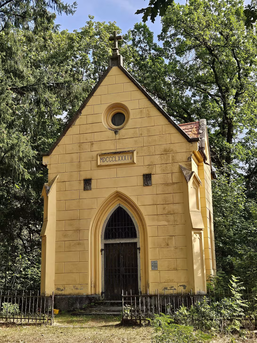Heutige Ansicht – Lesní kaple s hrobkou Battagliů a Enisů