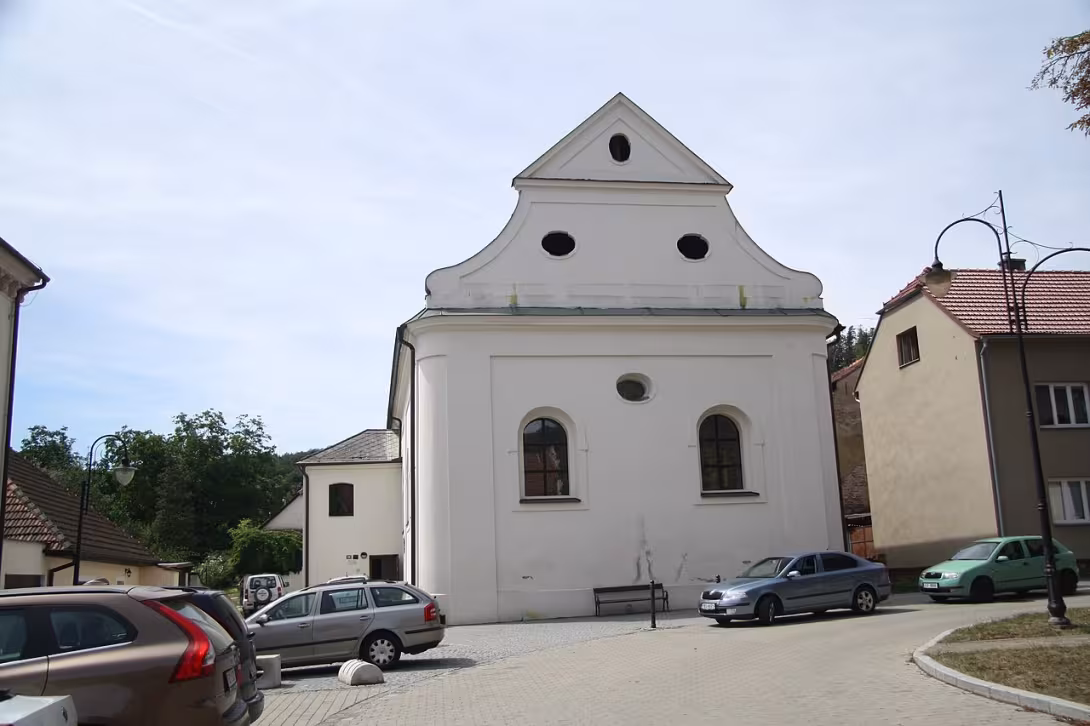 Dzisiejszy widok – Synagoga v Lomnici