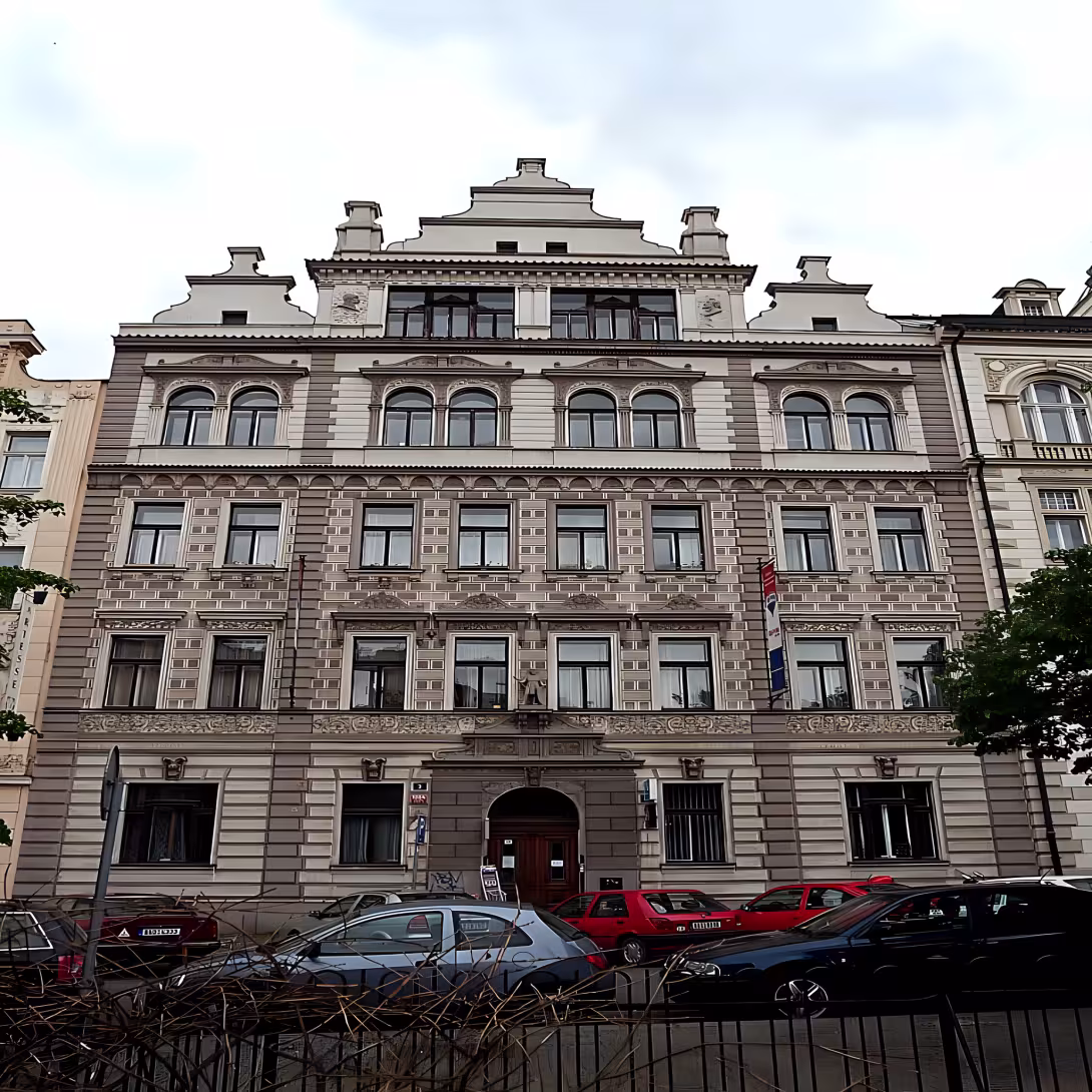 Arbesovo náměstí 3