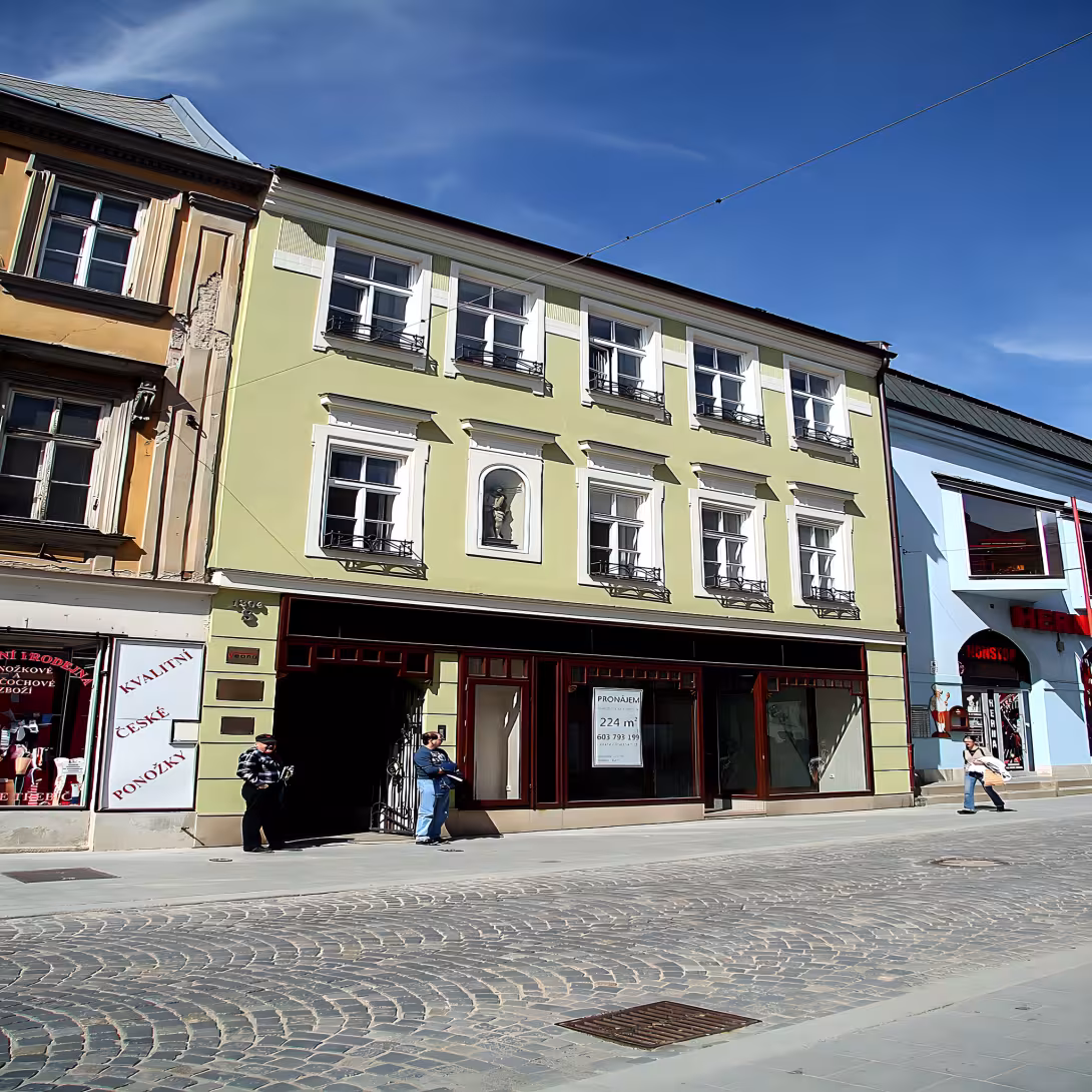 Benešova 8