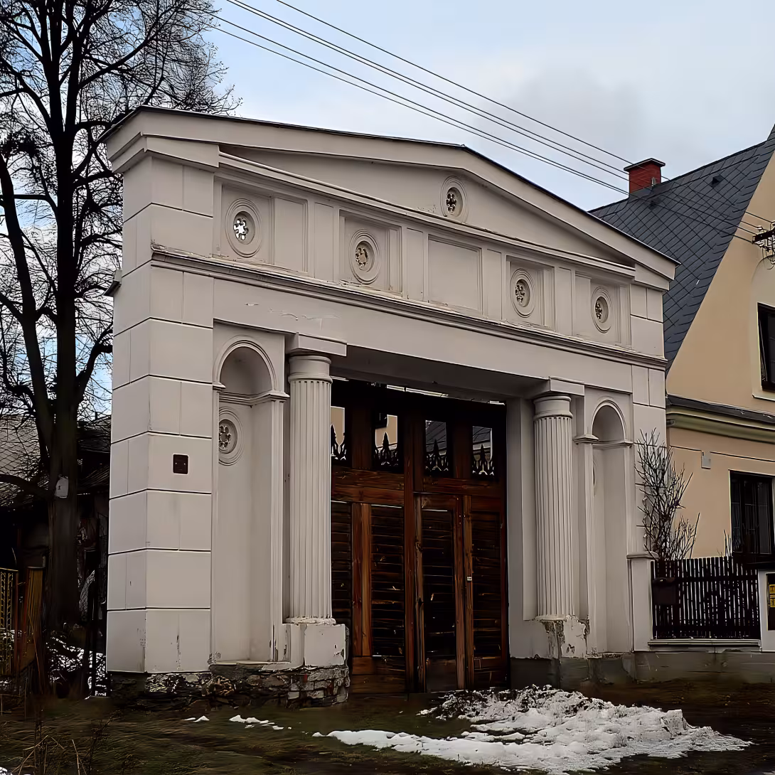 Brána usedlosti čp. 102