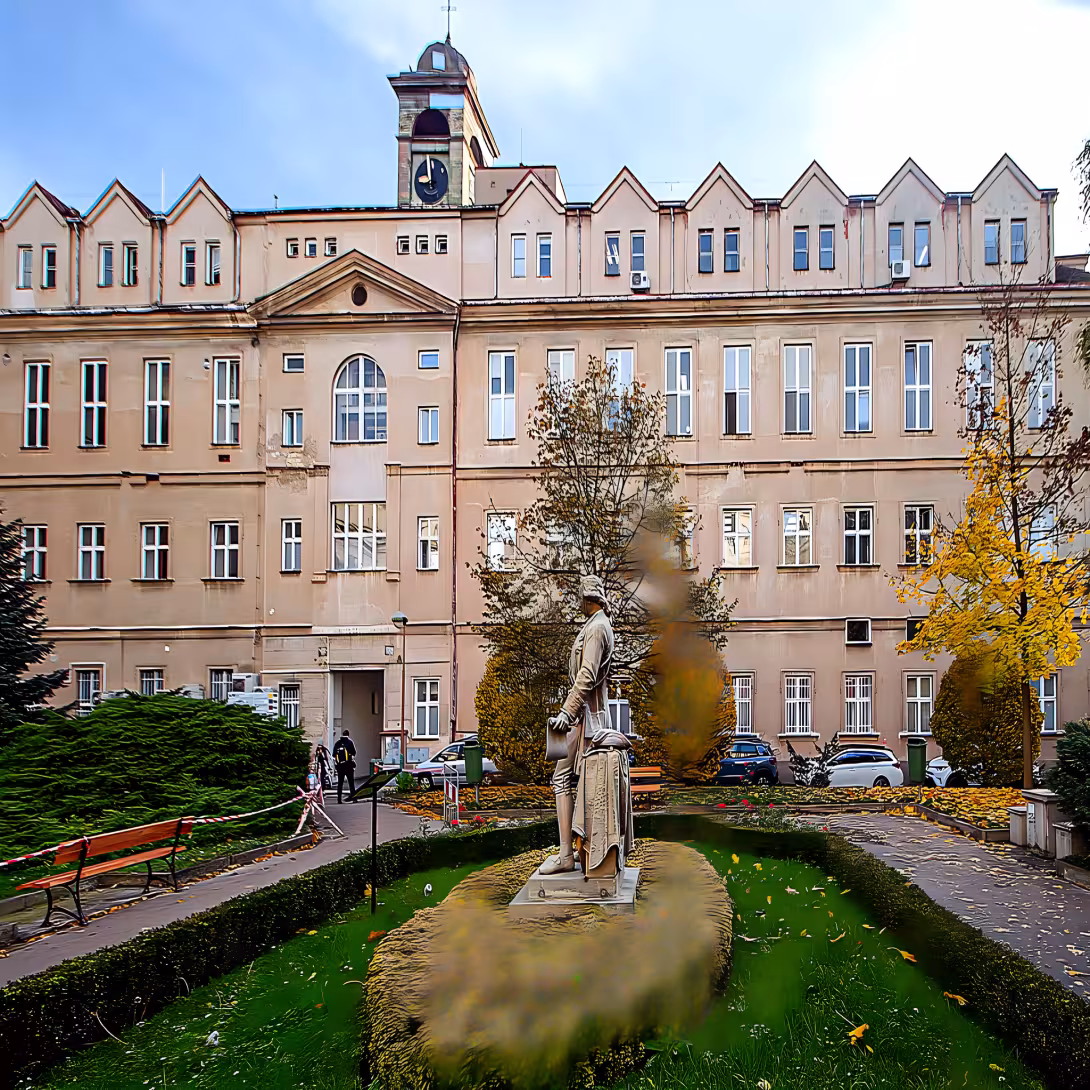 Budova Všeobecné fakultní nemocnice v Praze