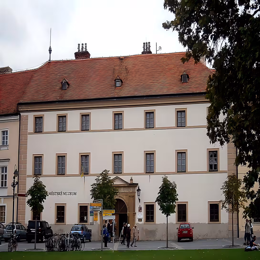 Domy čp. 3, 4, 8