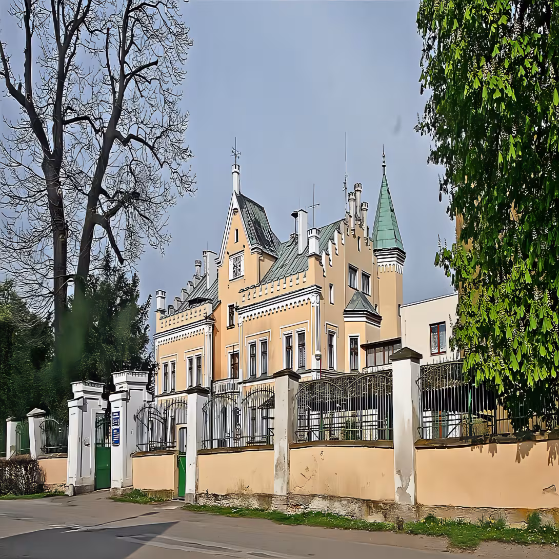Zámek Hlušice