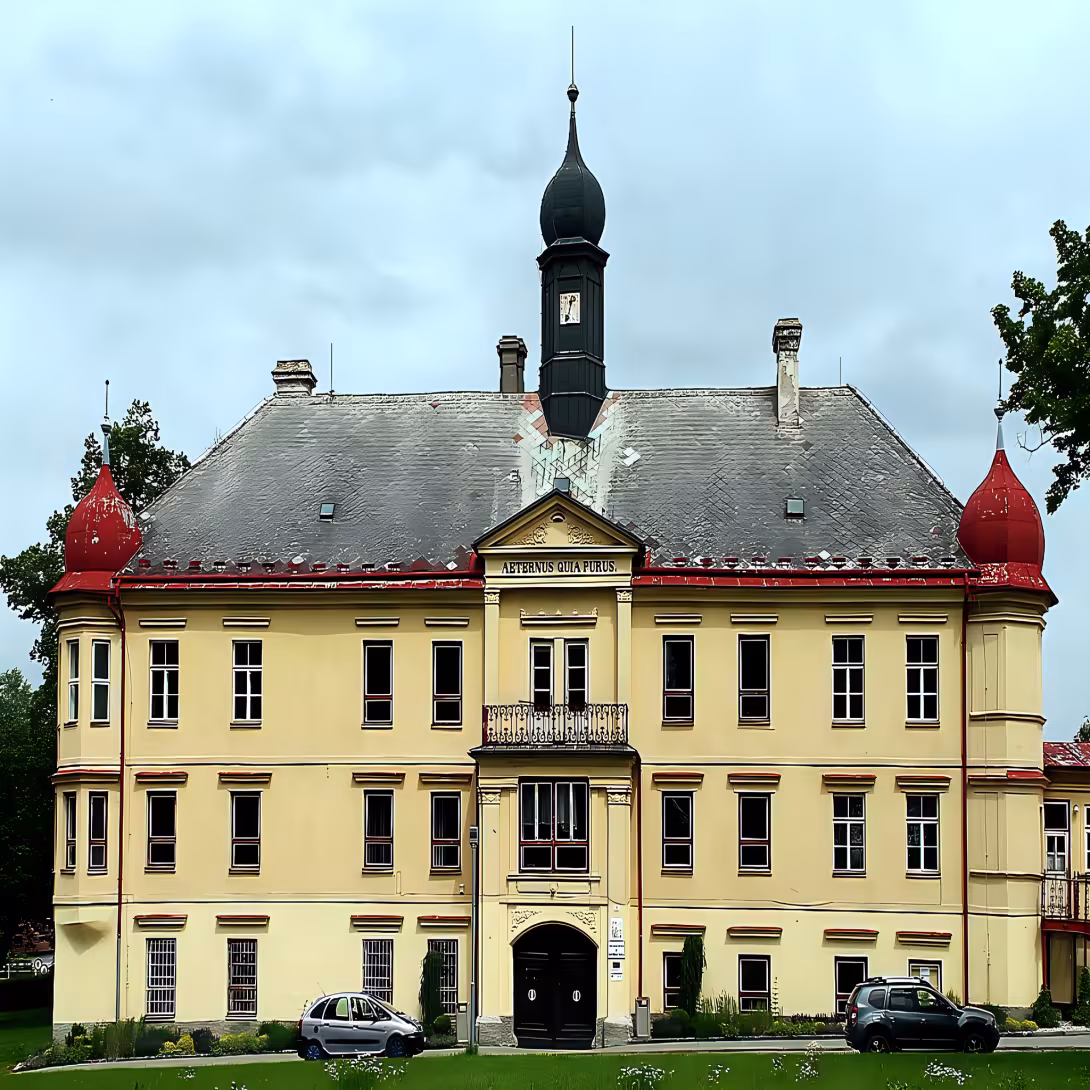zámek Dolní Rožínka