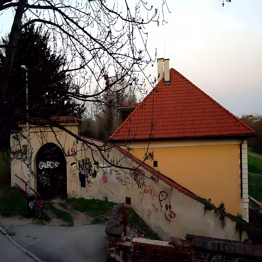 Černínská 12