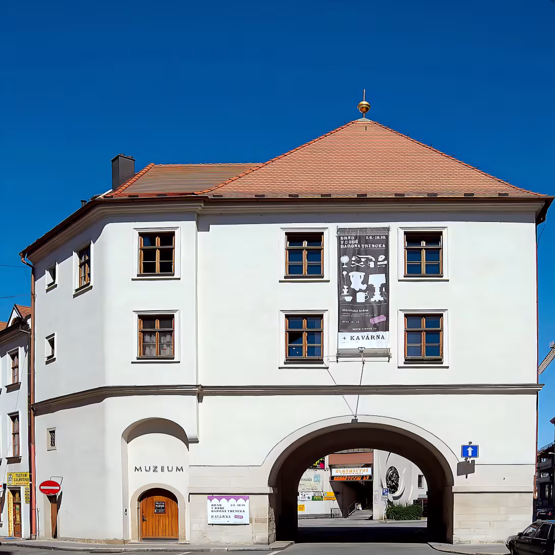 Měnínská brána