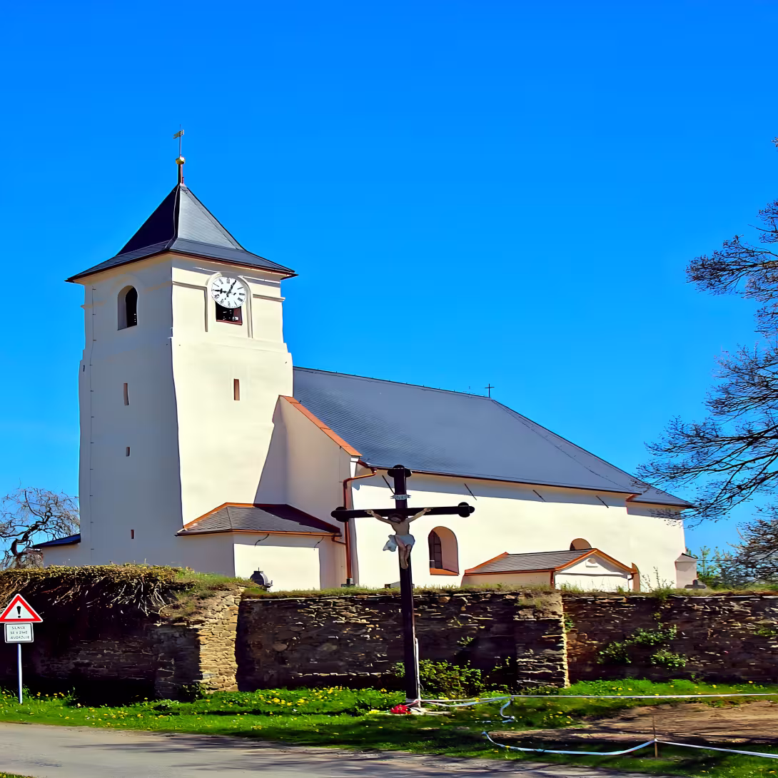 Kostel Archanděla Michaela (Hrozová)