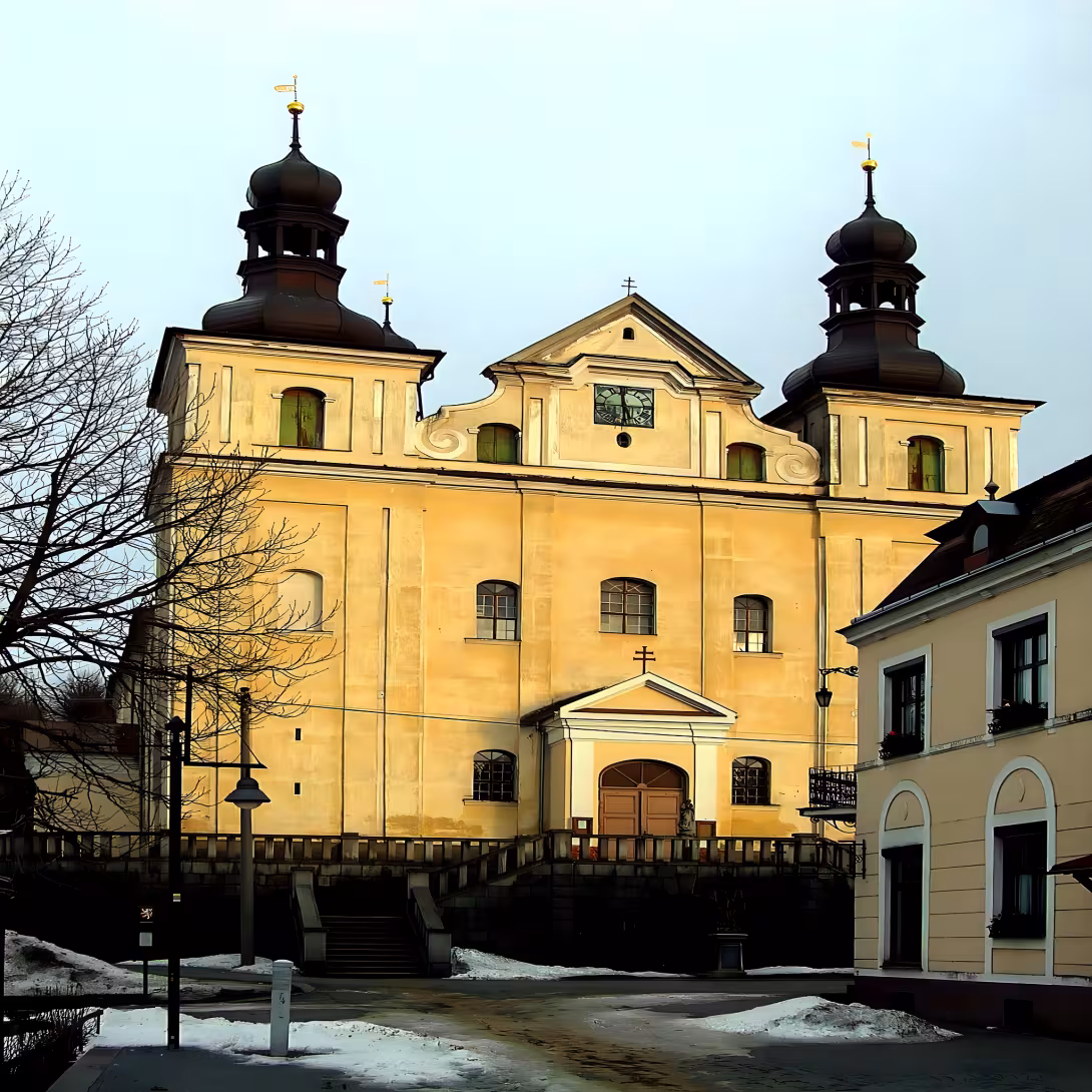 Kostel Nanebevzetí Panny Marie (Zlaté Hory)