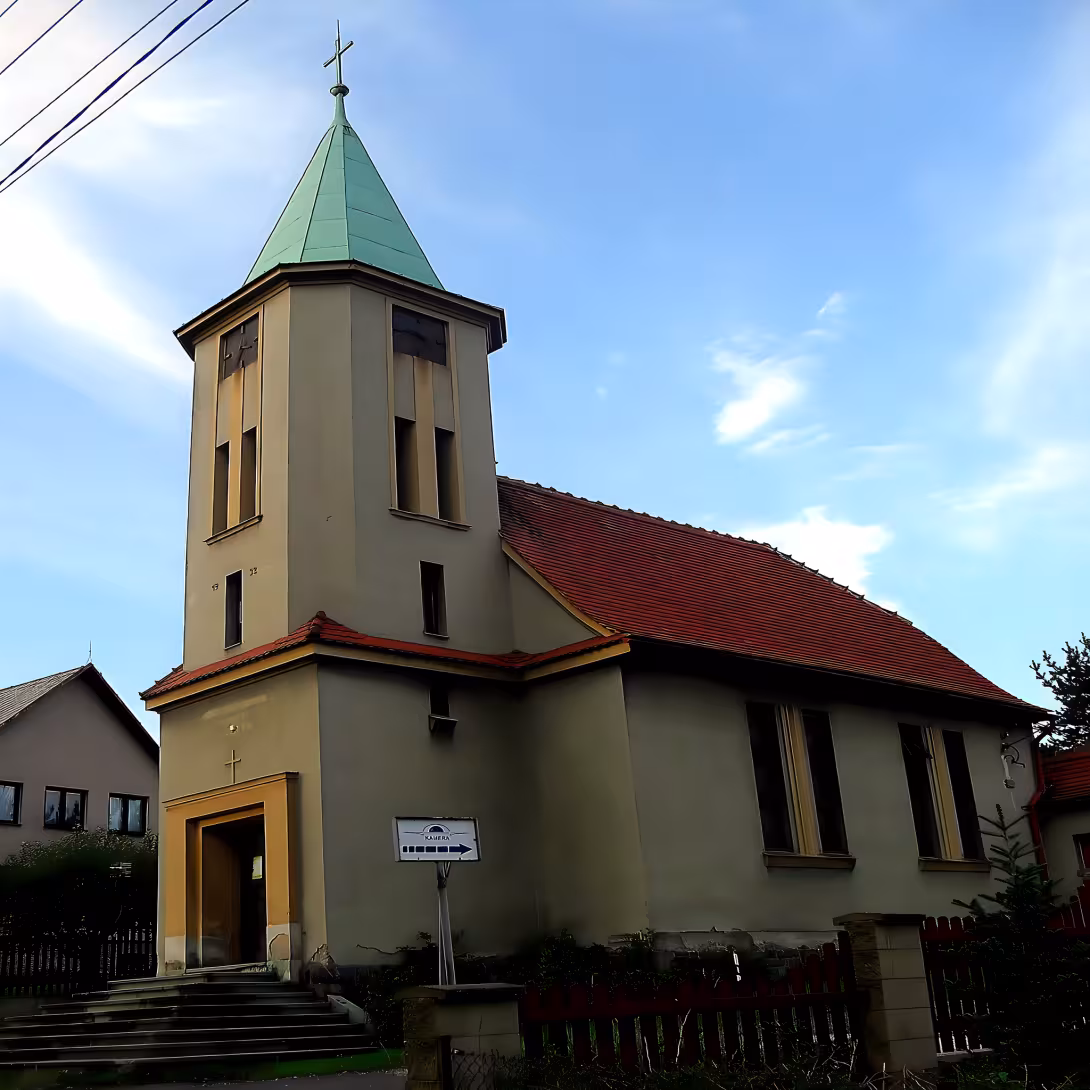 Kostel Nejsvětějšího Srdce Ježíšova (Liberec XXXIII-Machnín)
