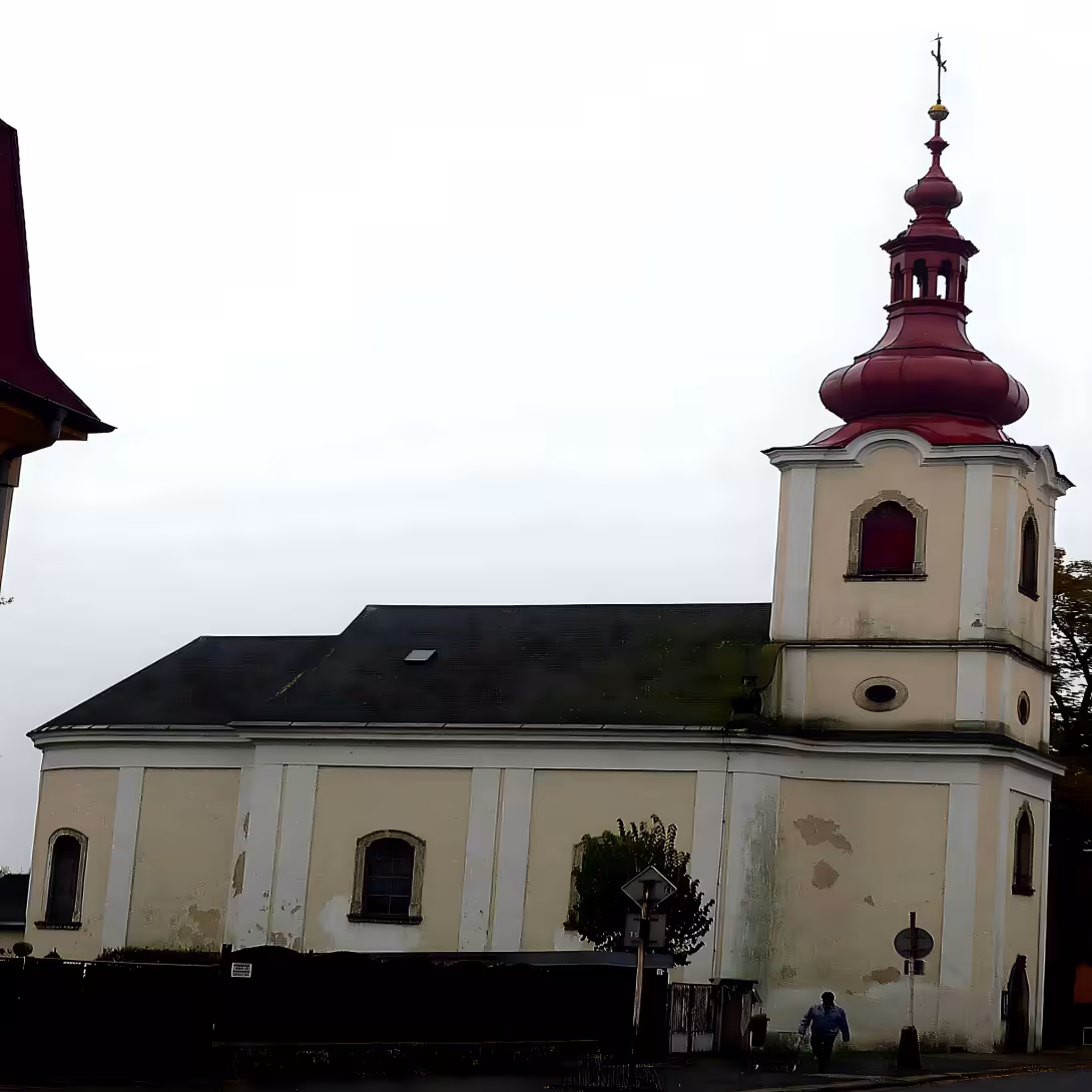 Kostel Povýšení svatého Kříže (Dvůr Králové nad Labem)