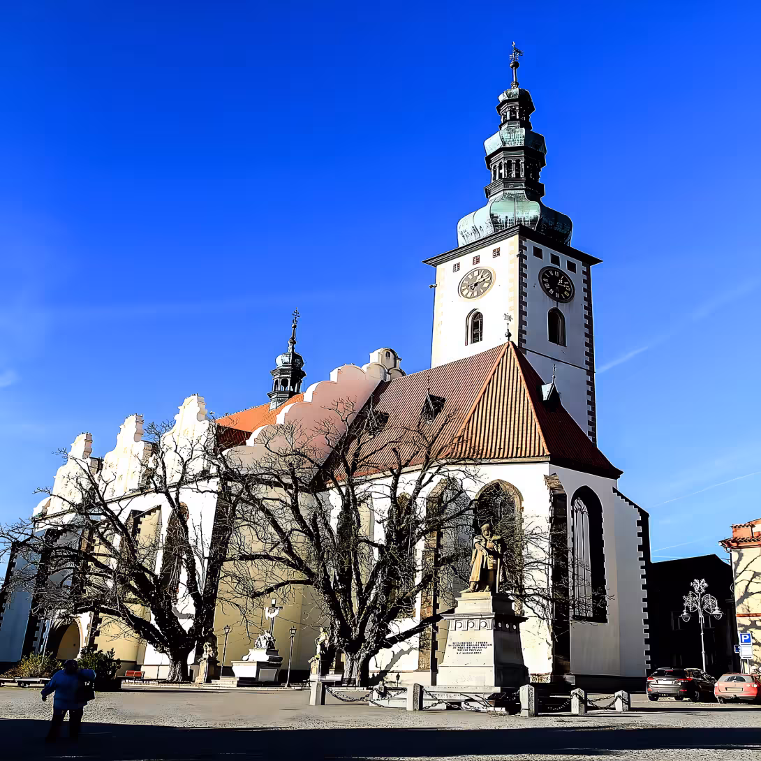 Kostel Proměnění Páně na hoře Tábor