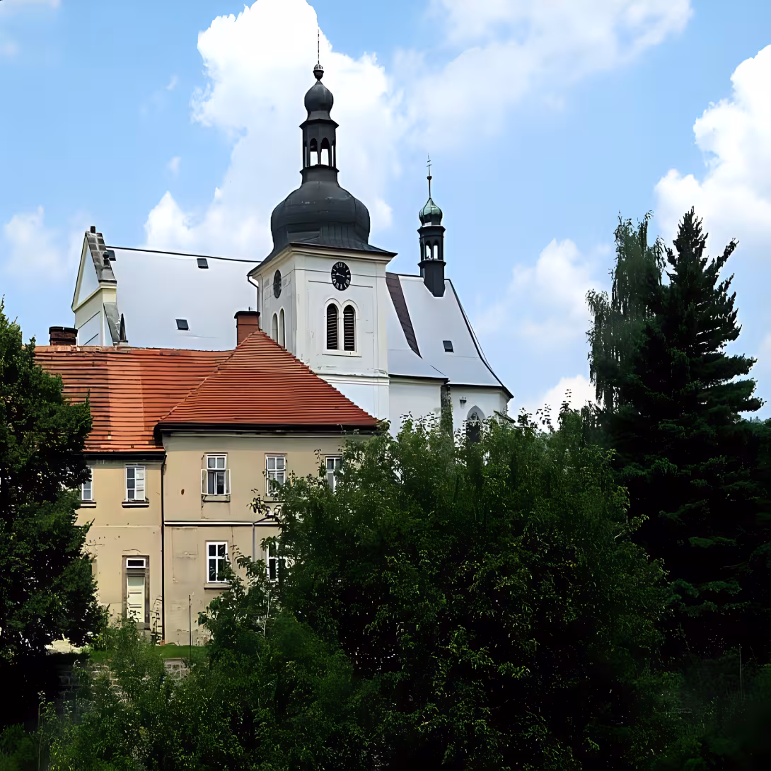 Kostel Tří králů (Libouchec)
