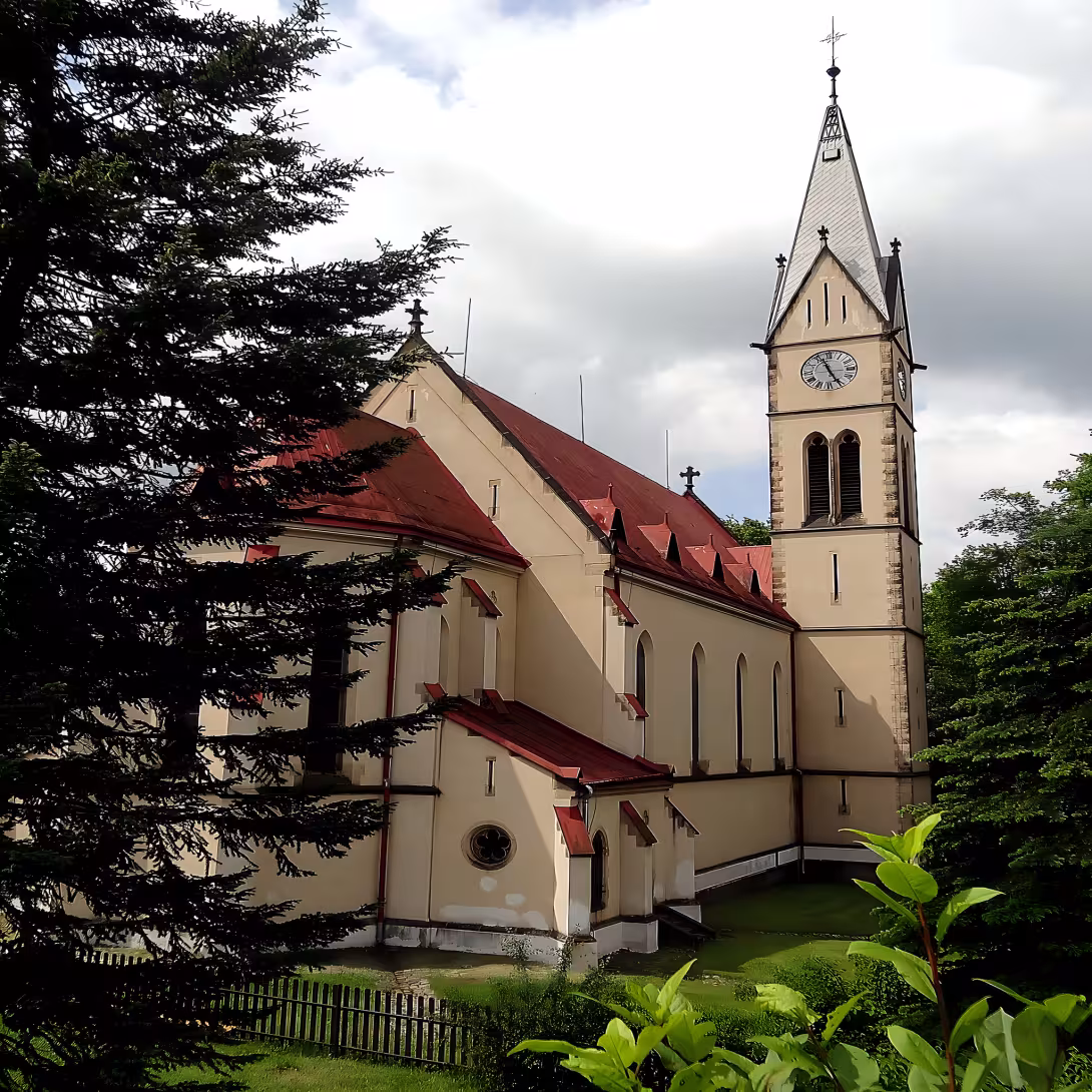 Kostel svatého Františka z Assisi (Šumburk nad Desnou)