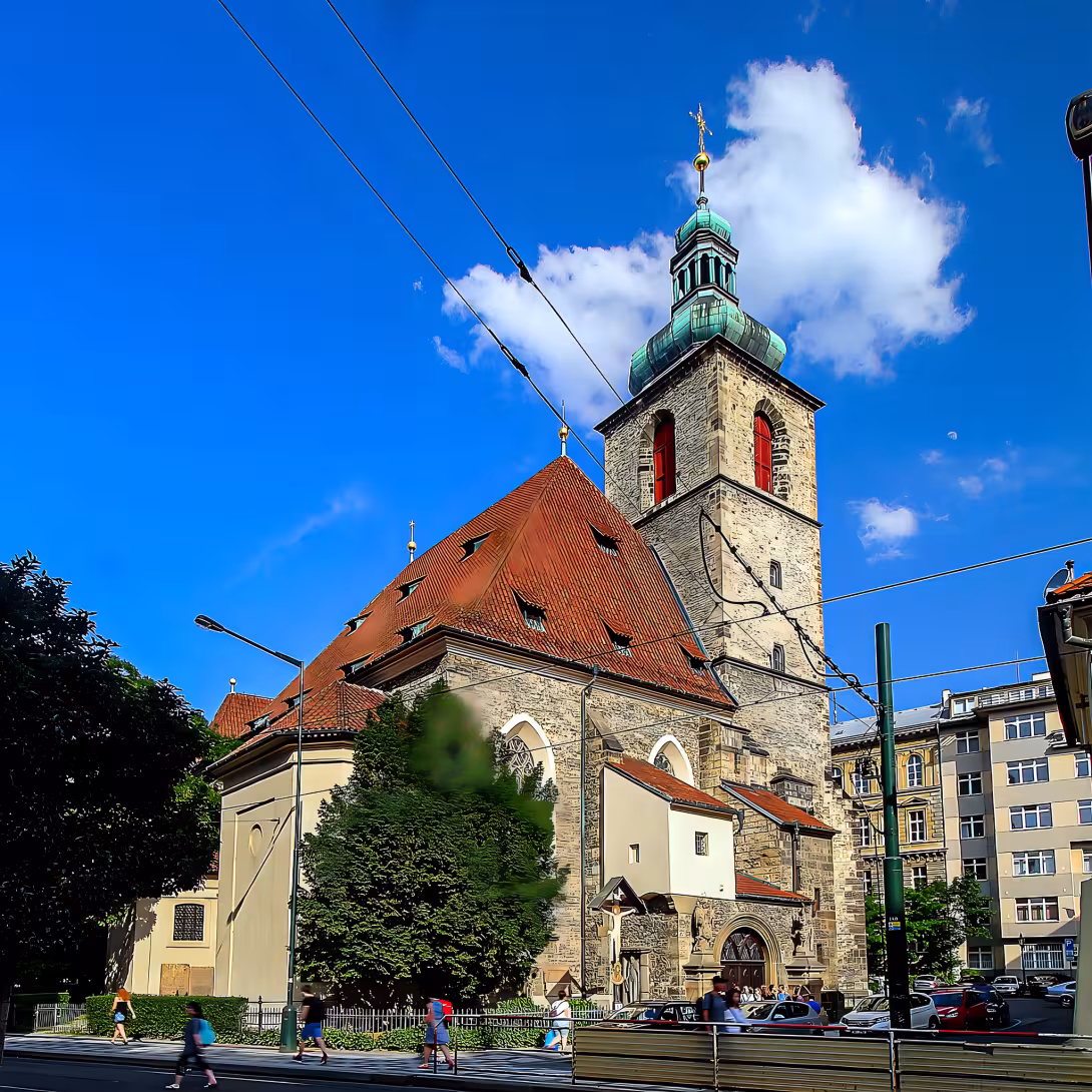 Kostel svatého Jindřicha a svaté Kunhuty na Novém Městě v Praze