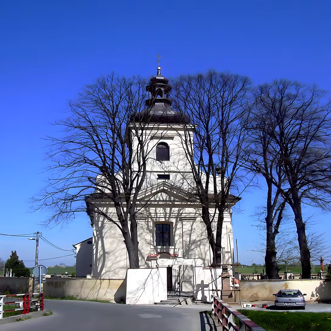 Kostel svatého Mikuláše (Topolany)