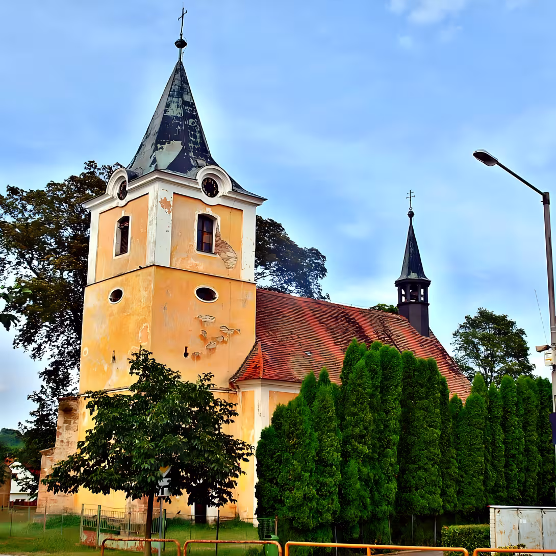 Kostel svatého Petra a Pavla (Řevničov)
