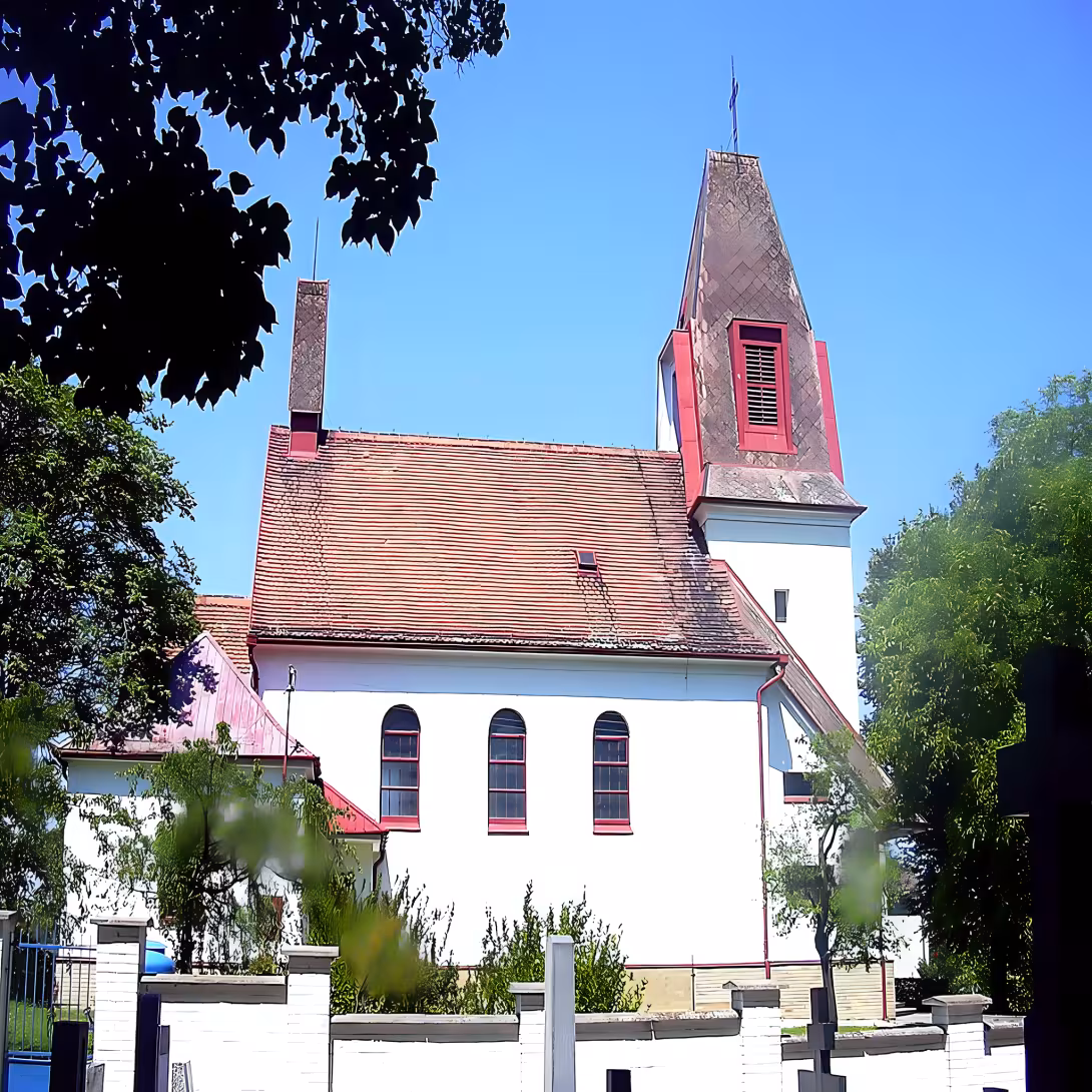 Kostel svatého Václava (Holubice)