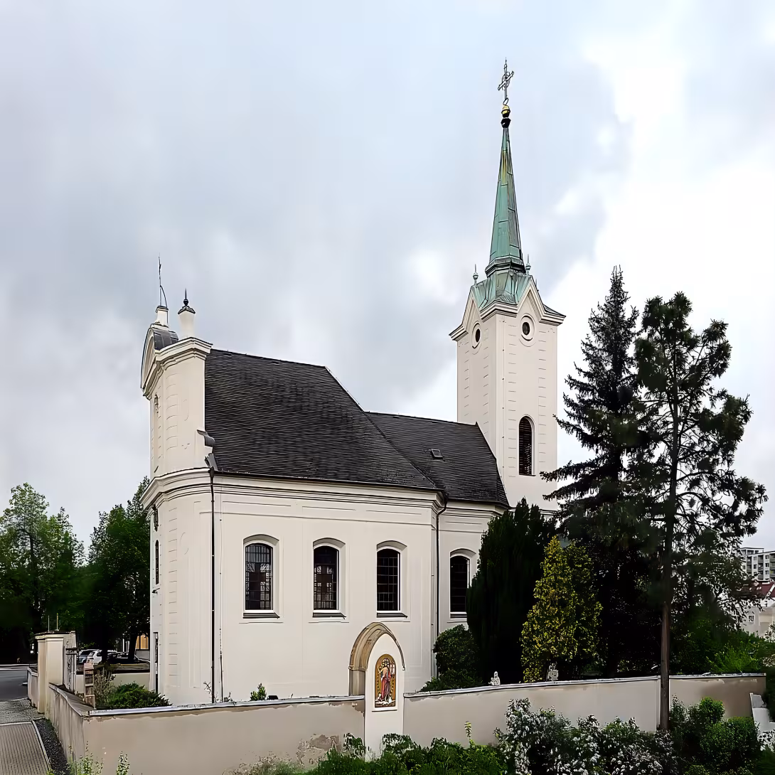 Kostel svatých Petra a Pavla (Radotín)