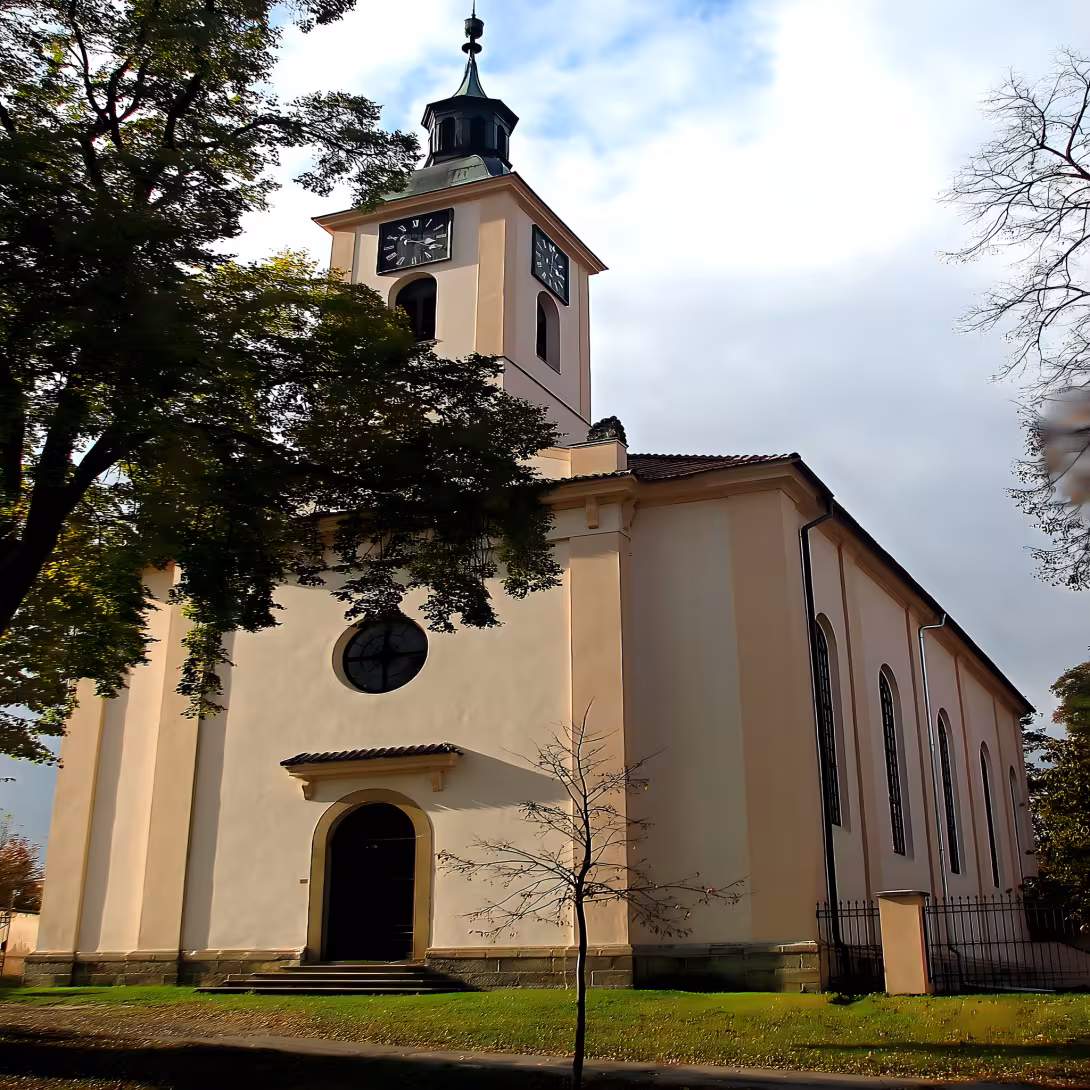evangelický kostel ve Velimi