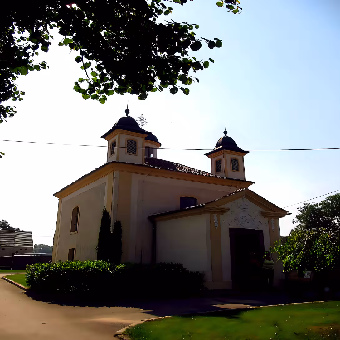 kaple svatého Jana Nepomuckého (Chvalín)