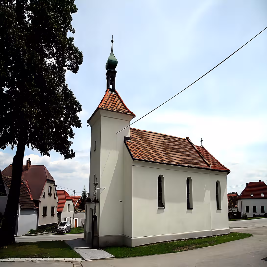kaple v Nebahovech