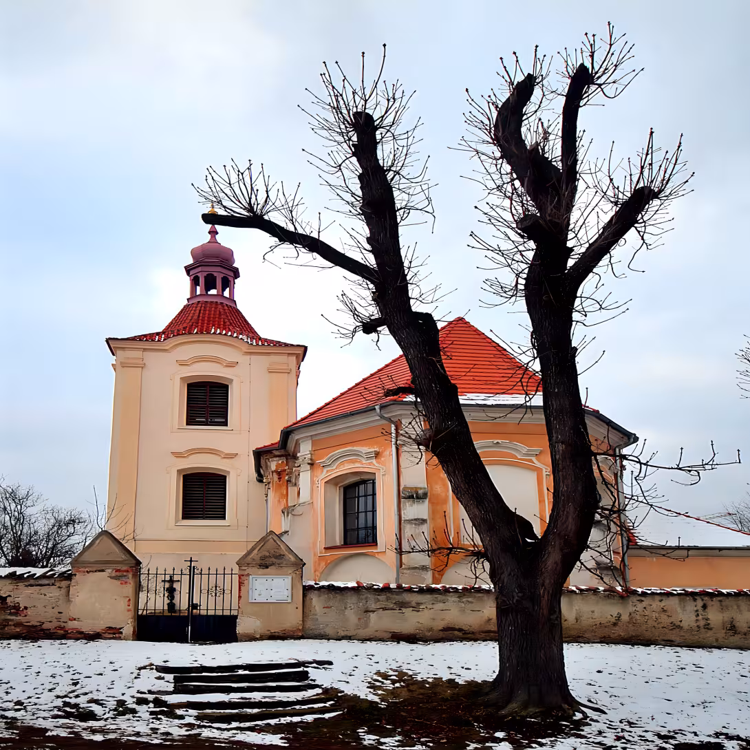 kostel svatého Jakuba Staršího ve Slušticích