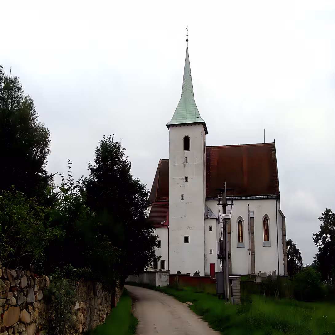 kostel svatých Petra a Pavla (Cizkrajov)