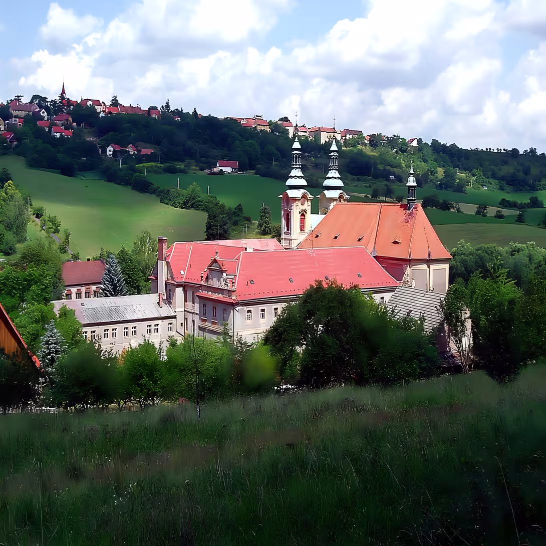 Klášter Dolní Ročov
