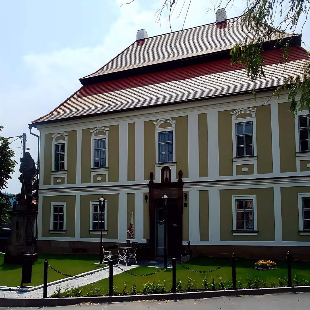 Fara (Křenov)